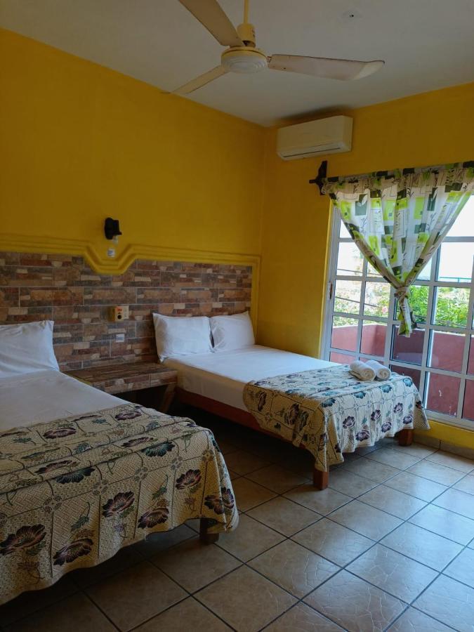 Hotel Casa Juanita Puerto Escondido  Exterior photo